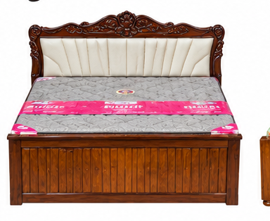 Royal Antique-Style Wooden Cot